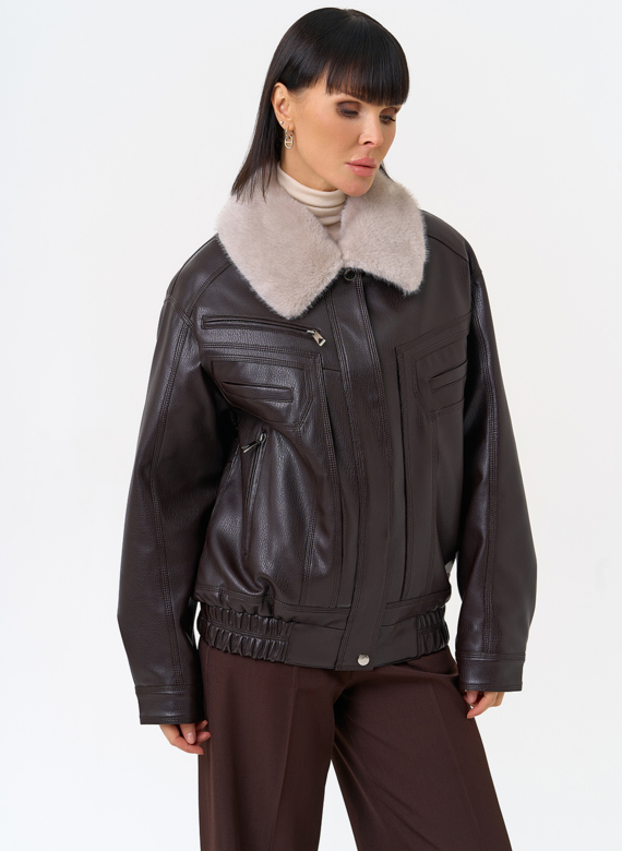 Женская утепленная куртка из эко кожи с воротником из эко меха
