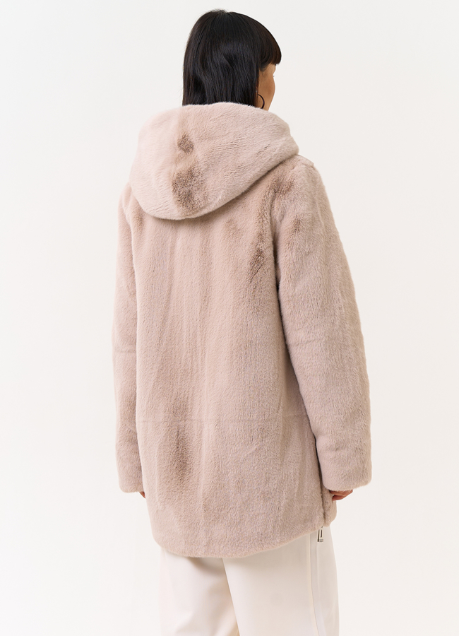 Женская шуба из эко меха с капюшоном модель № 31228 в кредит