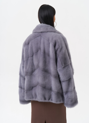 Короткая норковая шуба с английским воротником