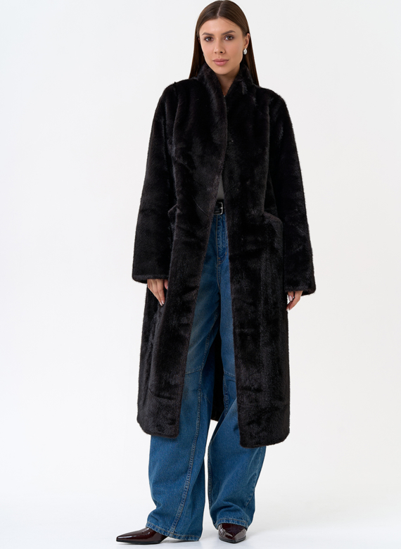 Женское пальто из эко меха с воротником шаль