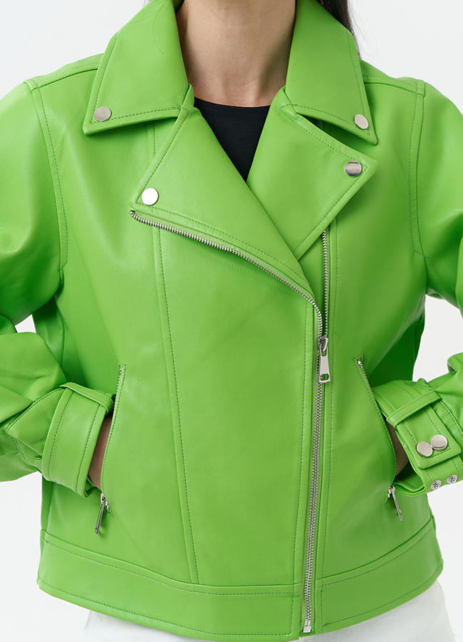 Куртка косуха из эко кожи зеленого цвета модель № 30308 универмаг малина