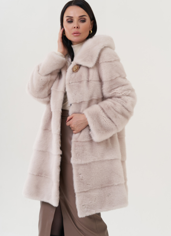 Шуба из норки с капюшоном Шуба из норки с капюшоном