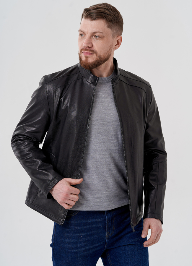 фото Мужская кожаная куртка черного цвета  модель № 24437