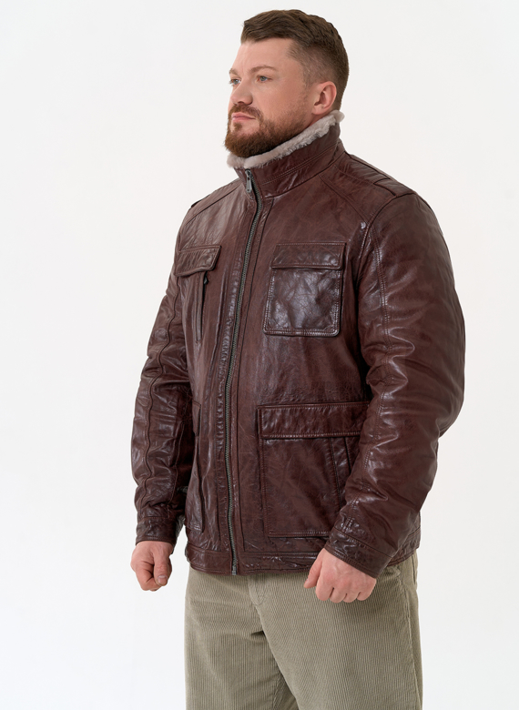 Куртка из натуральной кожи коричневого цвета