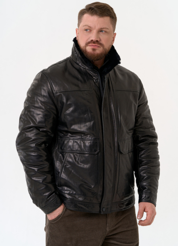 Куртка из натуральной кожи черного цвета