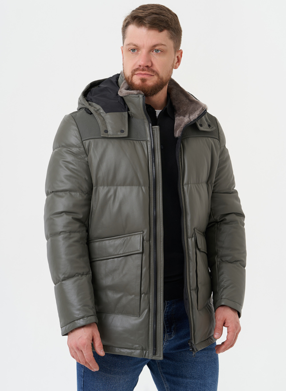 Кожаная куртка с капюшоном