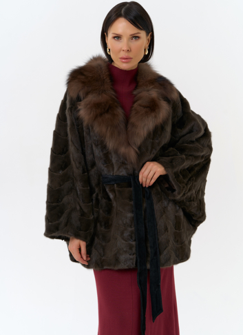 Шуба из меха норки с воротником из меха лисы