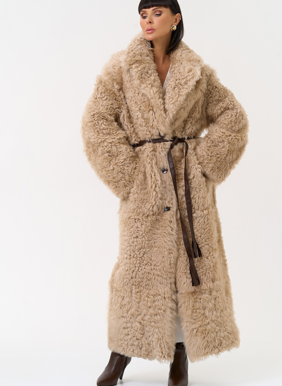 Женская двухсторонняя дубленка с декоративным поясом